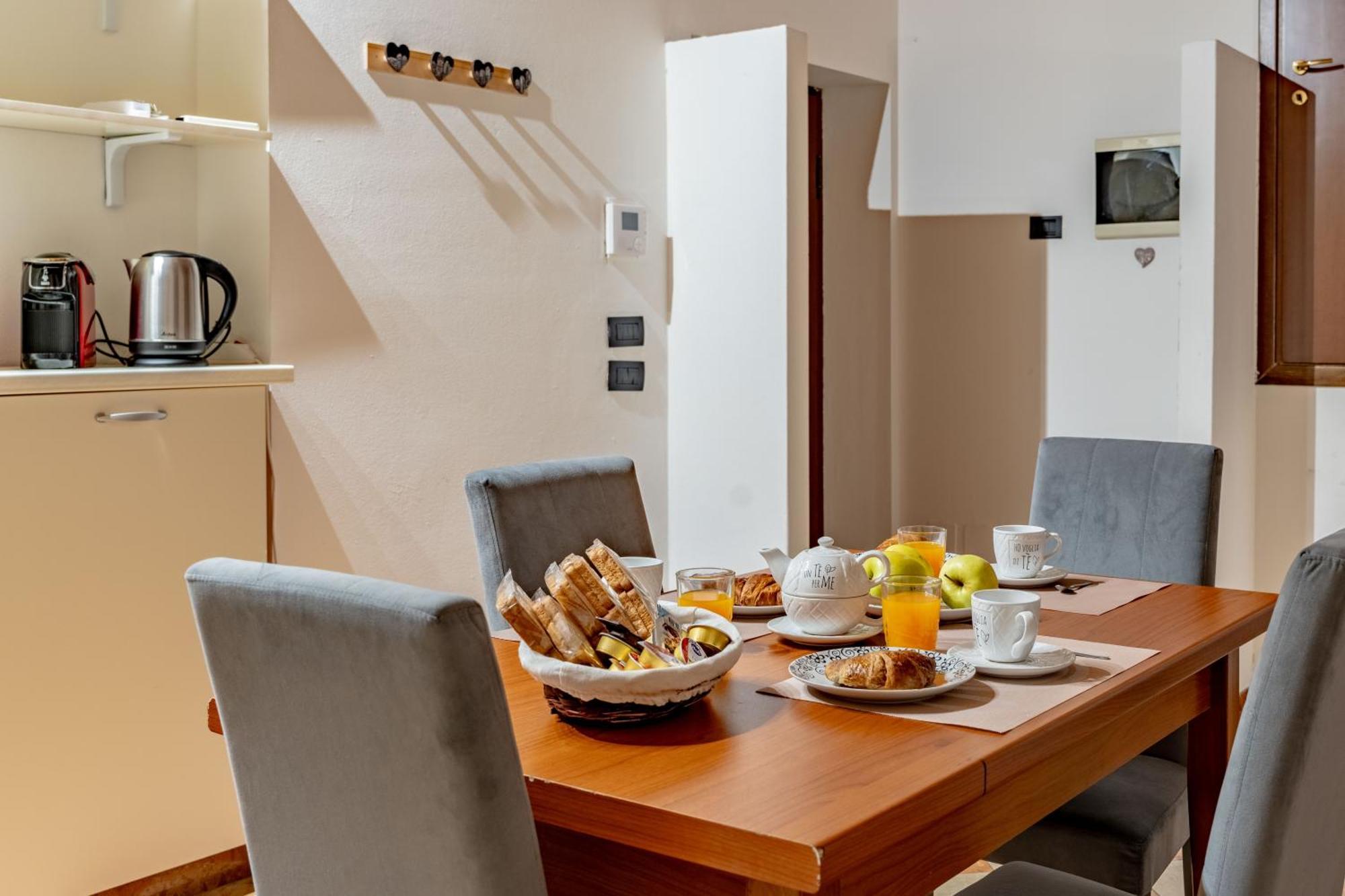 -Near Arena & Giuletta- Pet Friendly Mazzini Palace Верона Екстер'єр фото