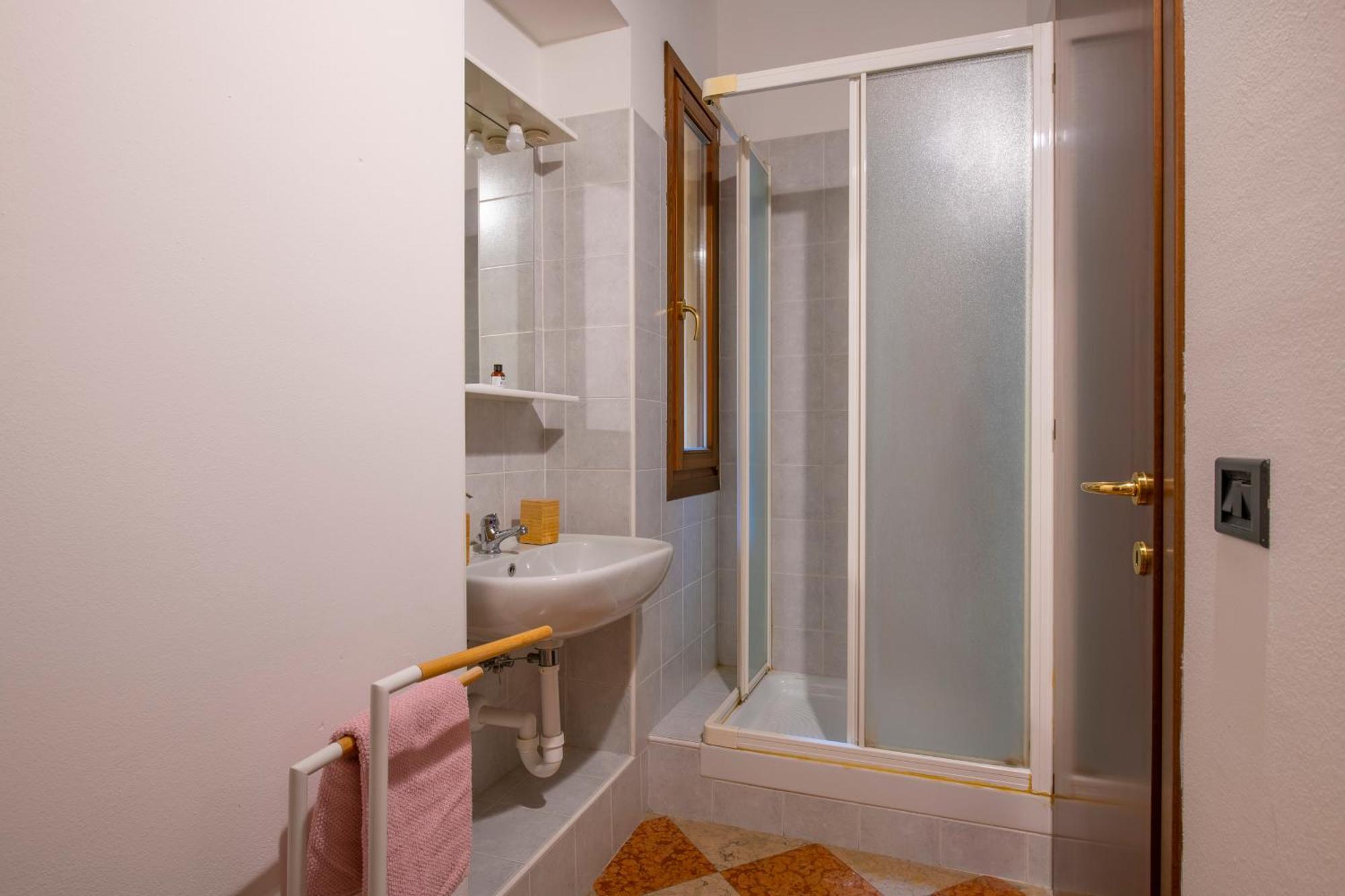 -Near Arena & Giuletta- Pet Friendly Mazzini Palace Верона Екстер'єр фото